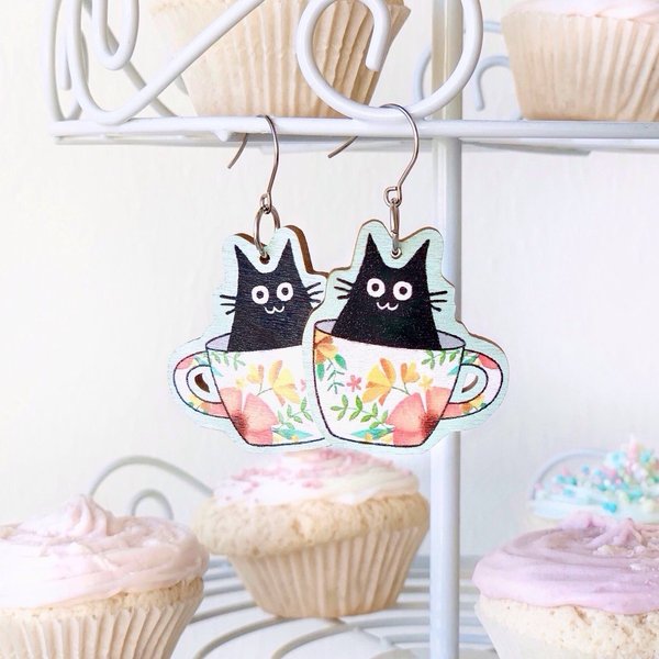 Cat in a cup, earrings